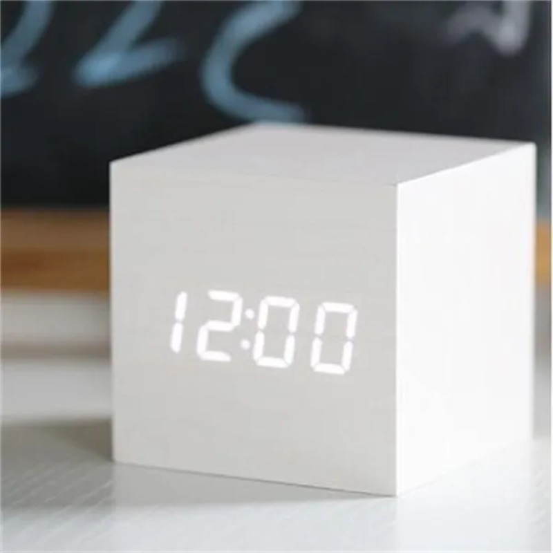 音声制御デジタル電子時計発光スマートLED木製目覚まし時計多 - Modern Electronics Gadgets のレビューと価格